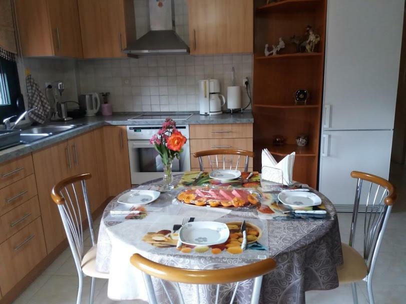 Dora'S Garden Villa Alexandroupoli Bagian luar foto